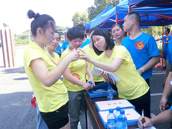 【湘潭恒欣】黨支部開(kāi)展“兩學(xué)一做”活動(dòng)