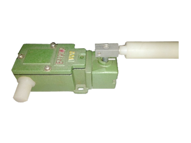 GEJ30（A）礦用本安型無(wú)線跑偏傳感器